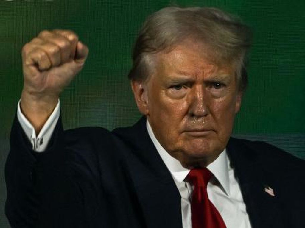 Donald Trump: Kita Sangat Dekat dengan Perang Dunia